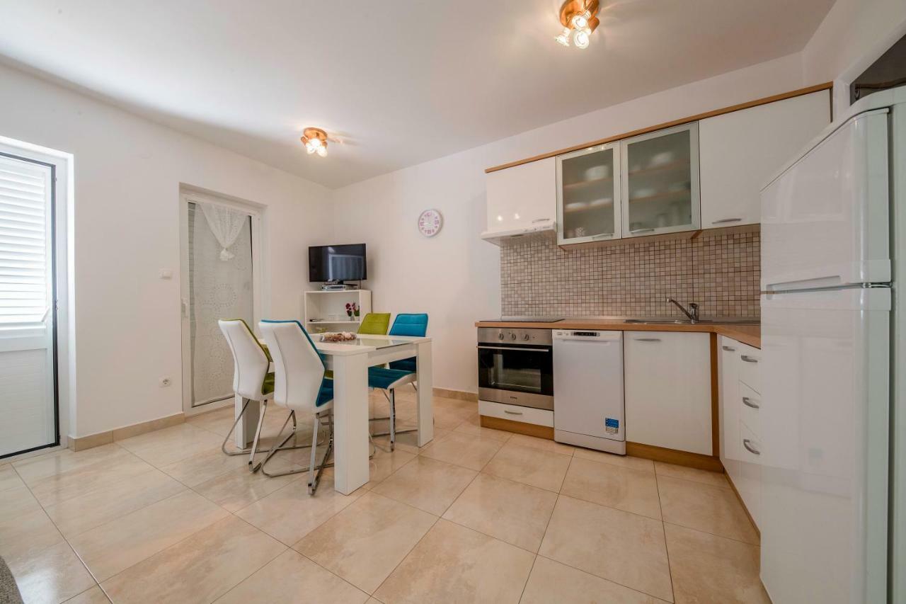 Apartmán Lili Rab Rab Town Exteriér fotografie